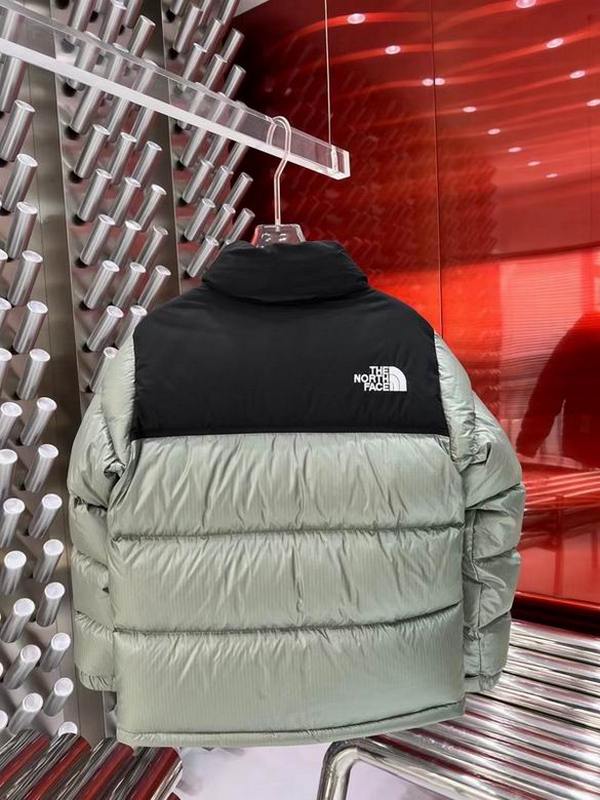 The North Face Men's Outwear 36